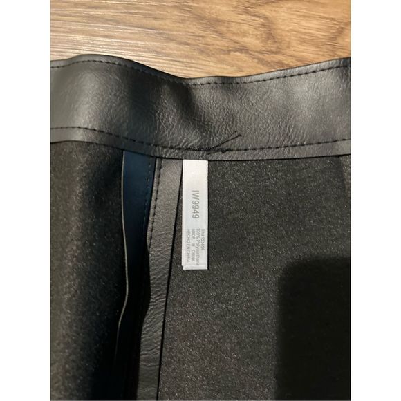 Faux Leather Peplum Belt - Black - Picture 5 of 9